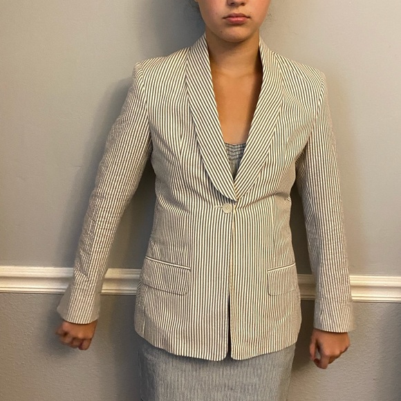 Bespoke Grey and White Seersucker Jacket - Picture 4 of 13